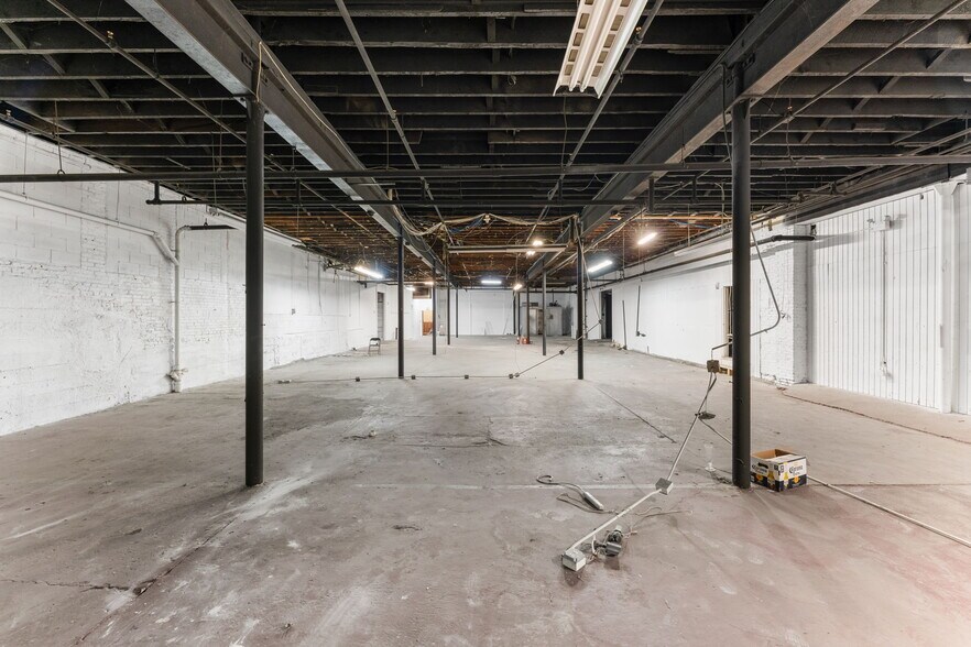 More Photos Of 89 Heath St, Jamaica Plain Warehouse For Lease