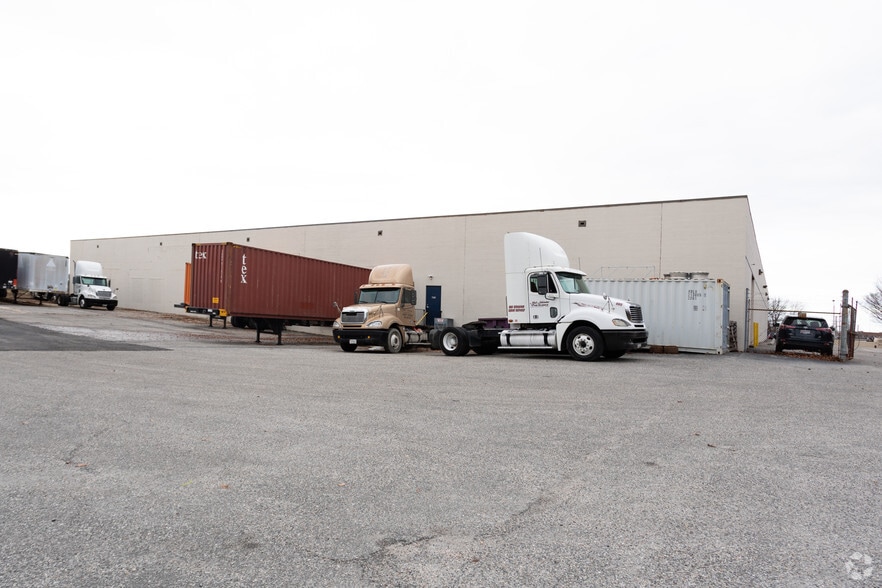 More Photos Of 2201 Van Deman St, Baltimore Warehouse For Sale