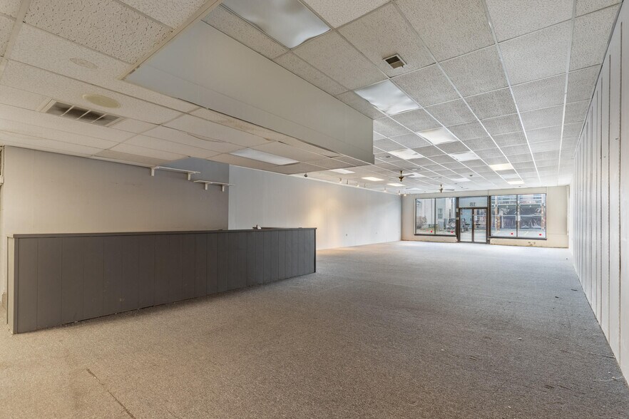 More Photos Of 18 Water St, Danvers Storefront Retail Office For Sale