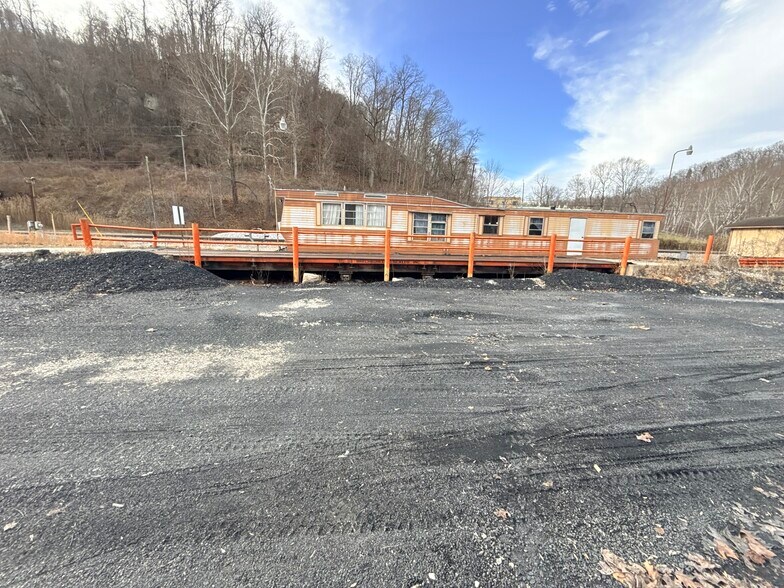 More Photos Of 13125 Old US Route 23, Catlettsburg Industrial For Sale