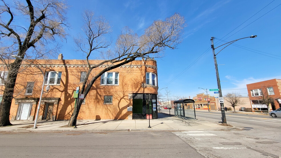 More Photos Of 3901 W Fullerton Ave, Chicago Storefront Retail Residential For Lease