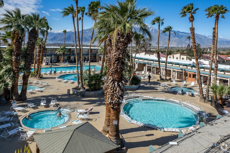 More Photos Of 10805 Palm Dr, Desert Hot Springs Hotel For Sale