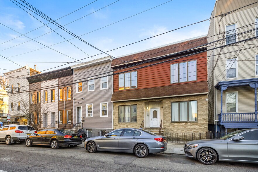 Primary Photo Of 135-137 Griffith St, Jersey City Storefront Retail Residential For Sale