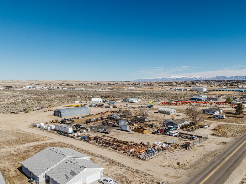 More Photos Of 75 Licht Pky, Spring Creek Industrial For Lease