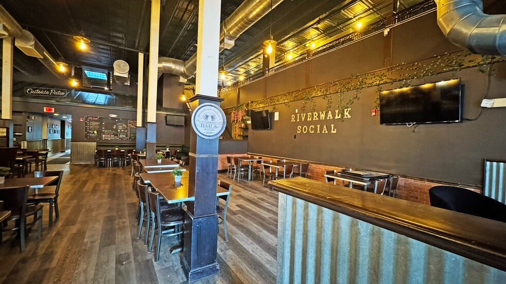 Primary Photo Of 17-21 Elizabeth St, Derby Storefront Retail Office For Lease