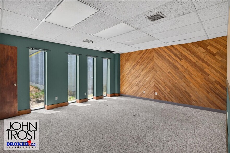 More Photos Of 195 Pronghorn St, Casper Office For Lease