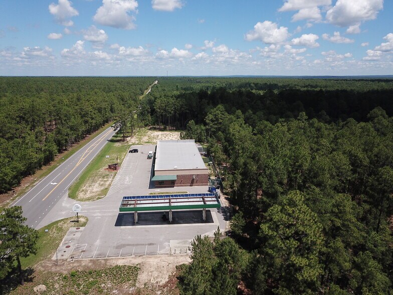 More Photos Of 30141 Aberdeen Rd, Wagram Service Station For Sale