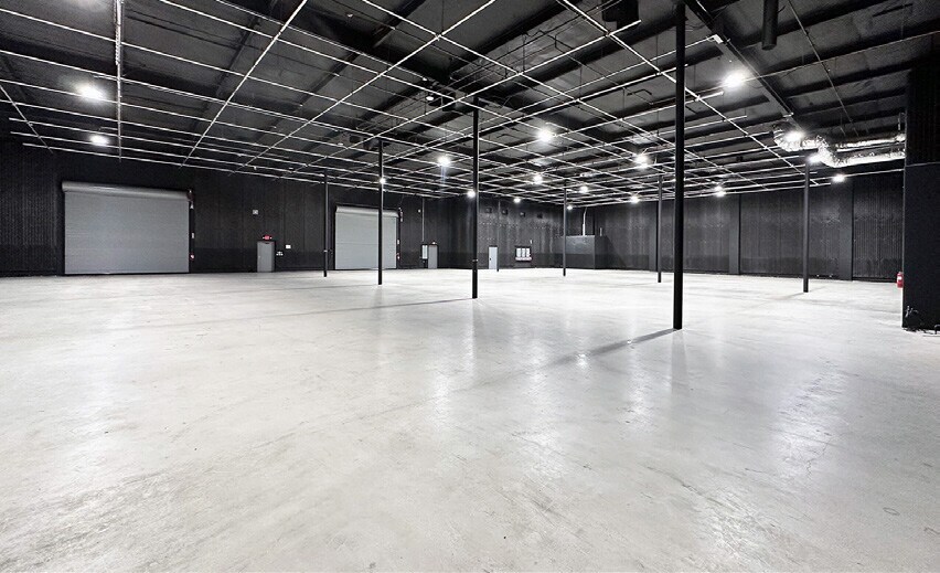 More Photos Of 1101-1117 W Isabel St, Burbank Loft Creative Space For Sale
