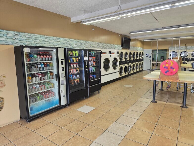 More Photos Of 9018-9022 Avalon Blvd, Los Angeles Storefront Retail Office For Sale