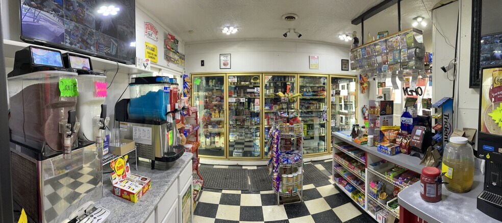 More Photos Of 1635 Pine Grove Ave, Port Huron Convenience Store For Sale