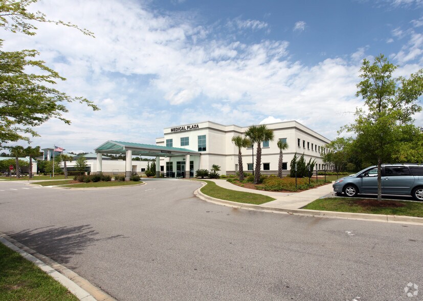 More Photos Of 1010 Medical Center Dr, Hardeeville Medical For Lease