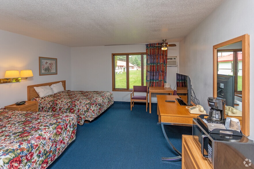 More Photos Of 9966 N State Road 27, Hayward Hotel For Sale