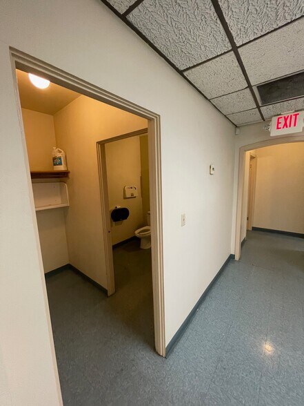 More Photos Of 4601 E McDowell Rd, Phoenix Medical For Sale