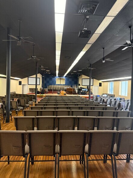 More Photos Of 1500 Circle Park Blvd, Fort Worth Religious Facility For Sale