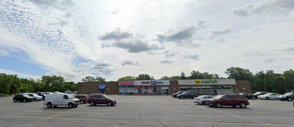 Primary Photo Of 6121-6161 Cleveland St, Merrillville General Retail For Lease