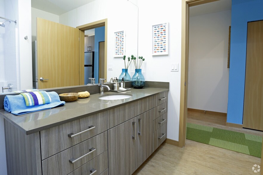 More Photos Of 3636 Stone Way N, Seattle Apartments For Lease
