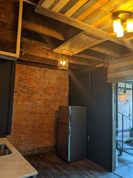 More Photos Of 204 W Main St, Belleville Office Residential For Sale