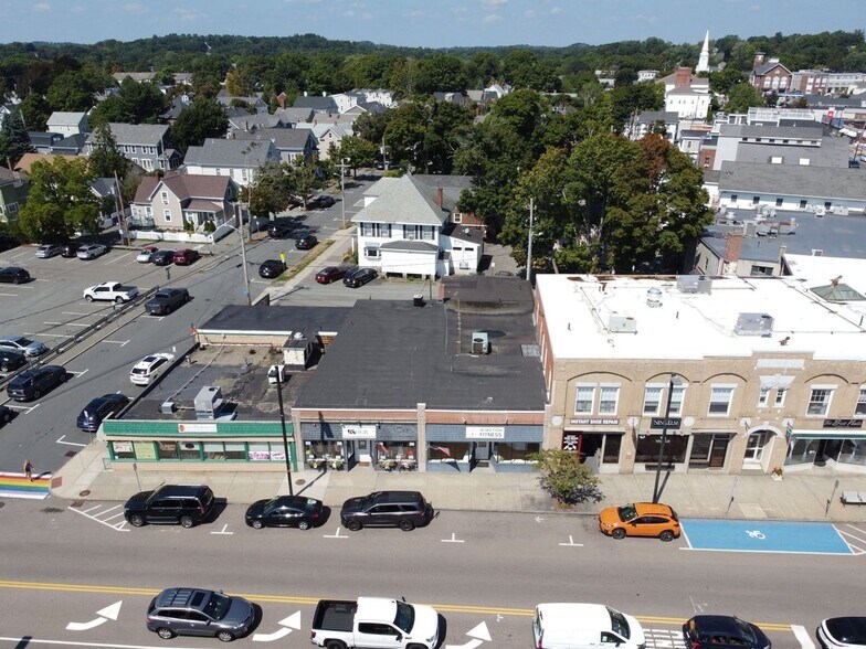 More Photos Of 13-15 Elm St, Danvers Storefront For Sale