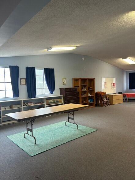 More Photos Of 201 E Bennett Ave, Glendora Religious Facility For Lease