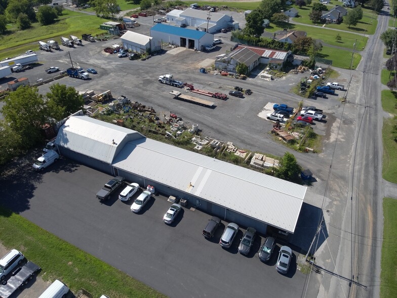 More Photos Of 717 Range End Rd, Dillsburg Unknown For Lease