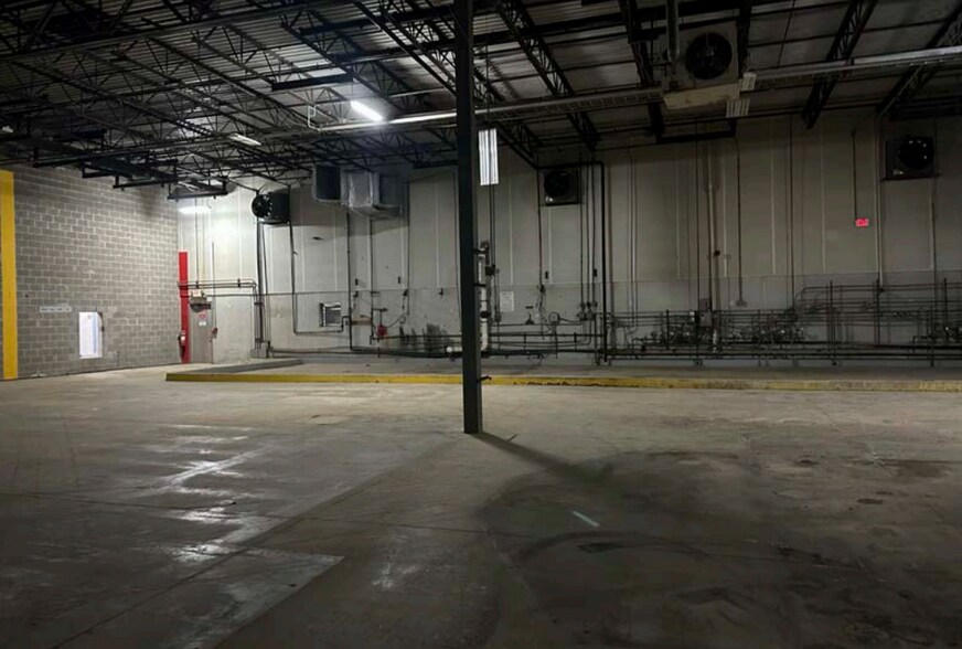 More Photos Of 7375 Industrial Rd, Florence Warehouse For Lease