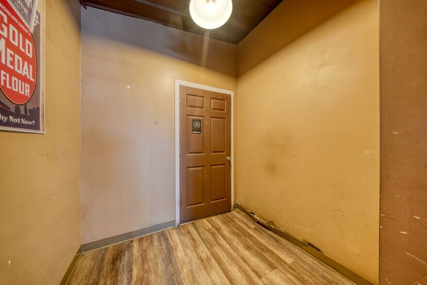 More Photos Of 151 Greenwich Ave, Goshen General Retail For Sale