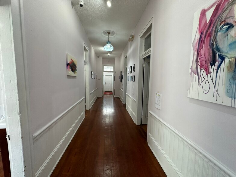 More Photos Of 458 America St, Baton Rouge Medical For Sale