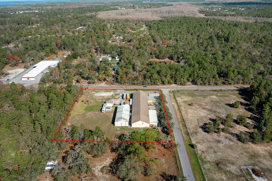 More Photos Of 9926 Denton Ave, Hudson Warehouse For Lease