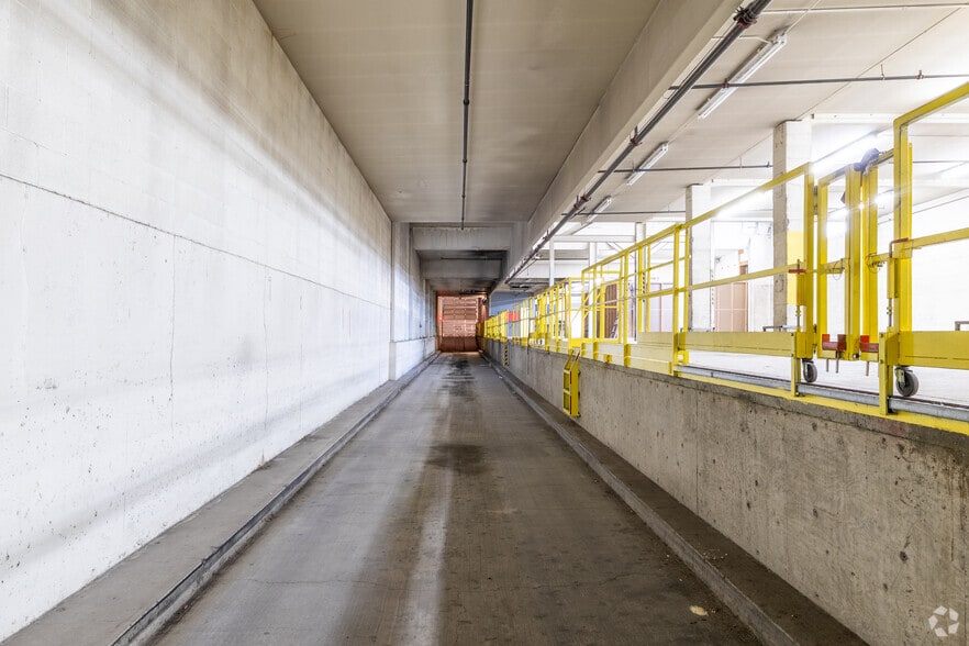 More Photos Of 31 N 4th Ave, Yakima Unknown For Sale