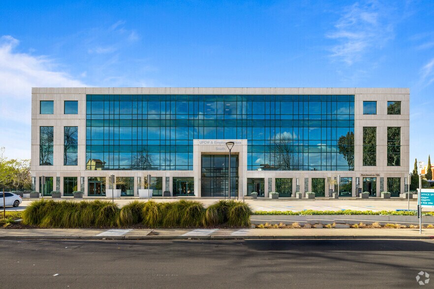 More Photos Of 1001 Galaxy Way, Concord Office For Lease