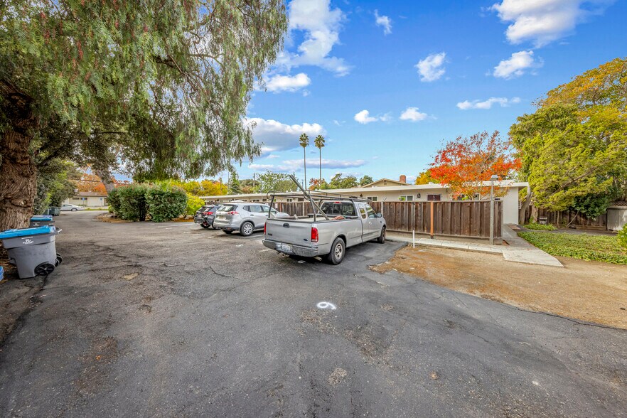 More Photos Of 310 Gladys Ave, Mountain View Apartments For Sale