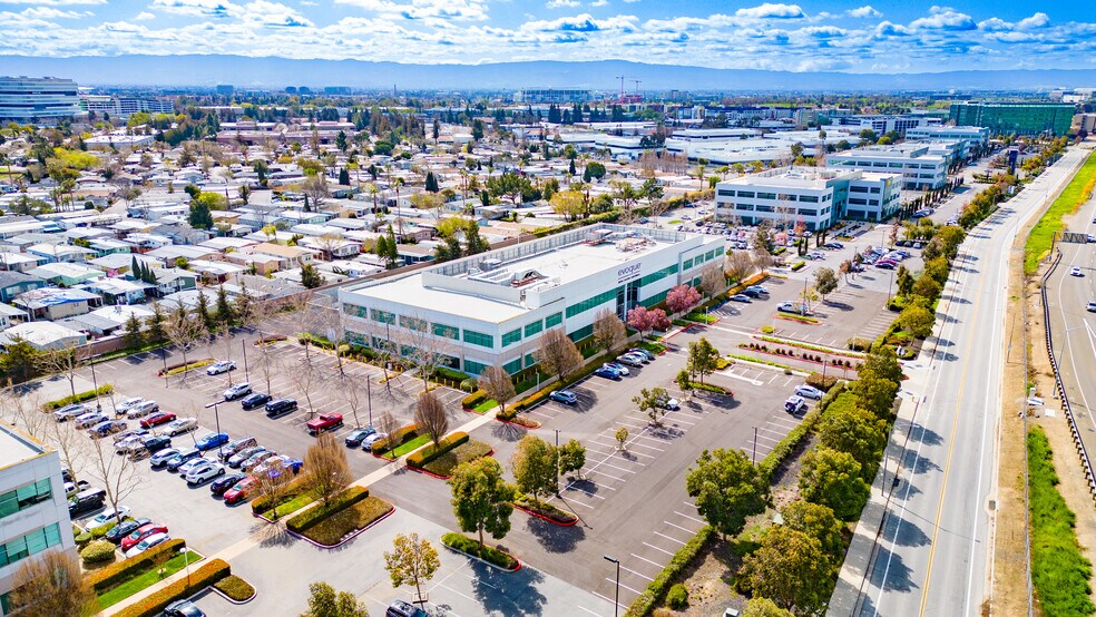 More Photos Of 400 Holger Way, San Jose Research And Development For Lease