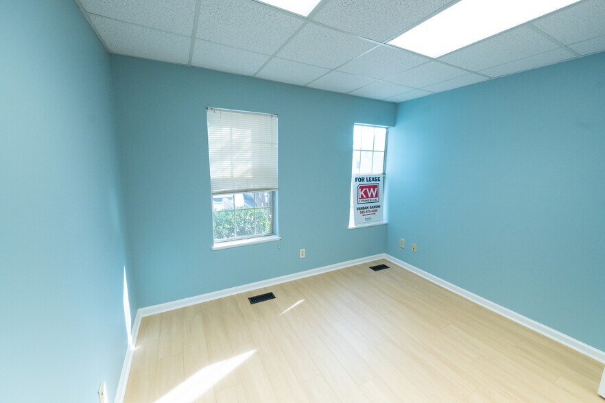 More Photos Of 1804 Martin Luther King Jr Pky, Durham Office For Sale