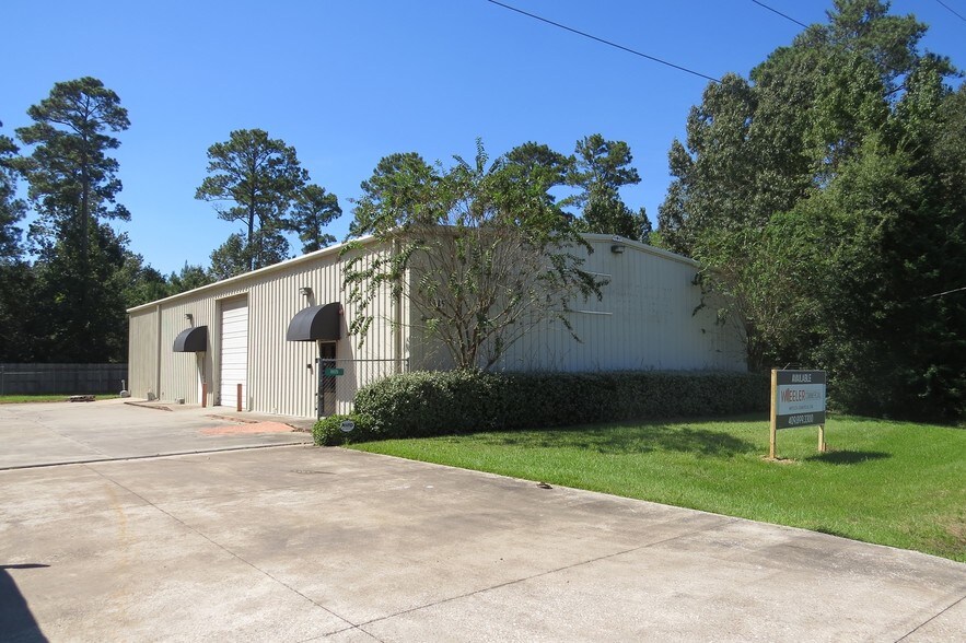Primary Photo Of 8825 Eastex Fwy, Beaumont Warehouse For Lease