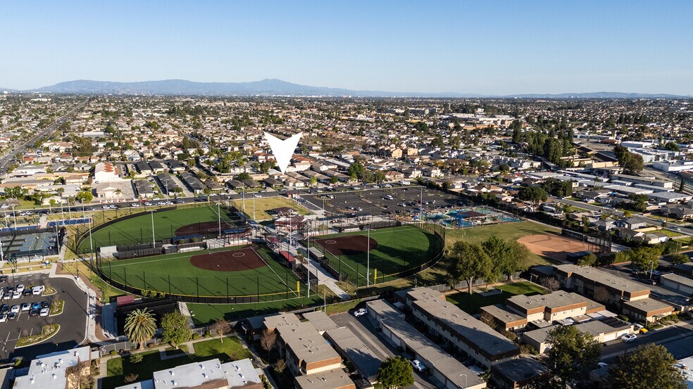 More Photos Of 8620-8624 Watson St, Cypress Apartments For Sale