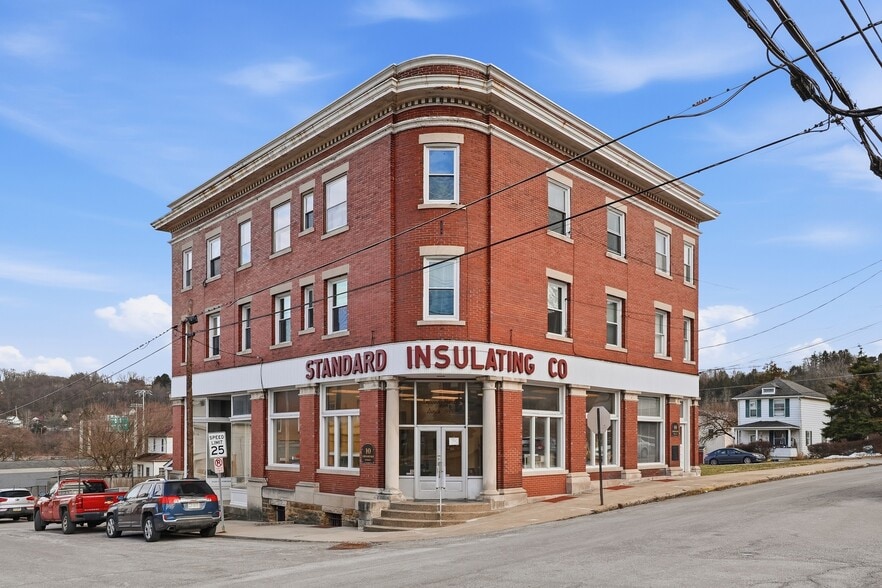 Primary Photo Of 10 Chesapeake St, Lyndora Apartments For Sale