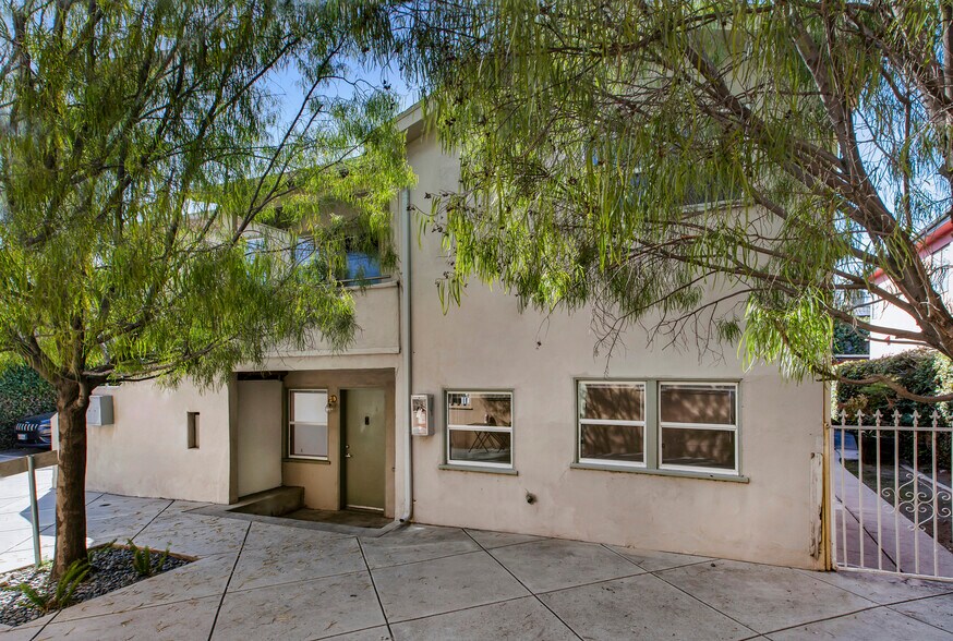 More Photos Of 1933 Hillhurst Ave, Los Angeles Office For Lease