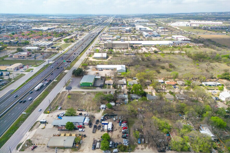 More Photos Of 1710 I-35 South Frontage Rd, San Marcos Land For Sale