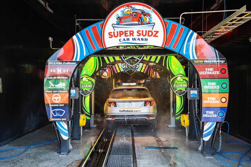 More Photos Of 6712-6780 Bandera Rd, San Antonio Specialty For Sale