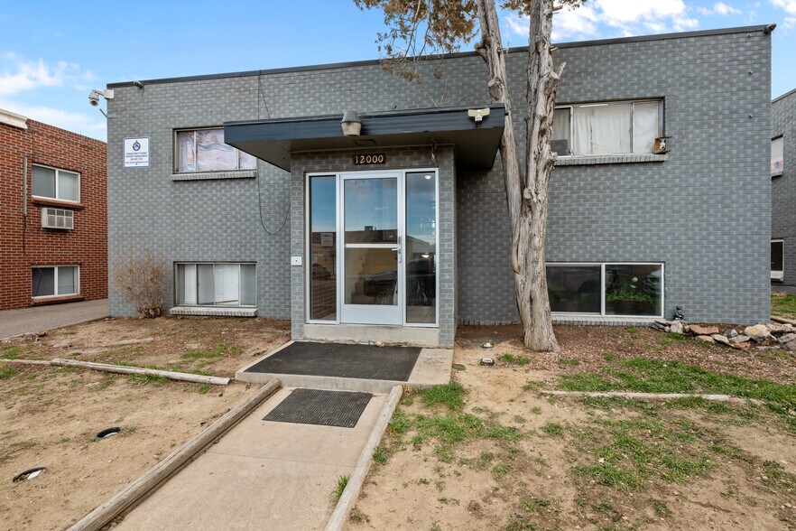 Primary Photo Of , Aurora Multifamily For Sale