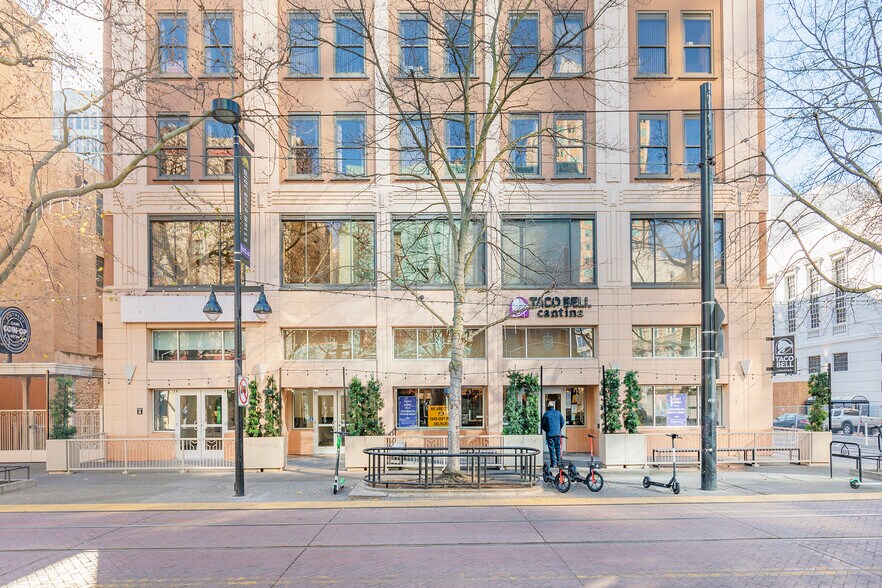 More Photos Of 1107 9th St, Sacramento Office For Lease