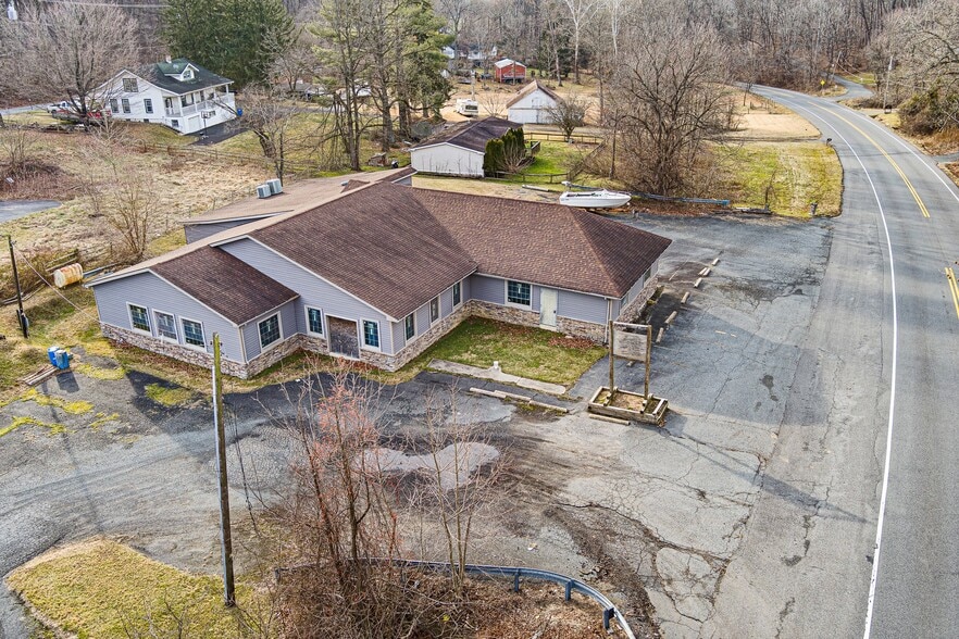 Primary Photo Of 1524 Conowingo Rd, Rising Sun Restaurant For Sale