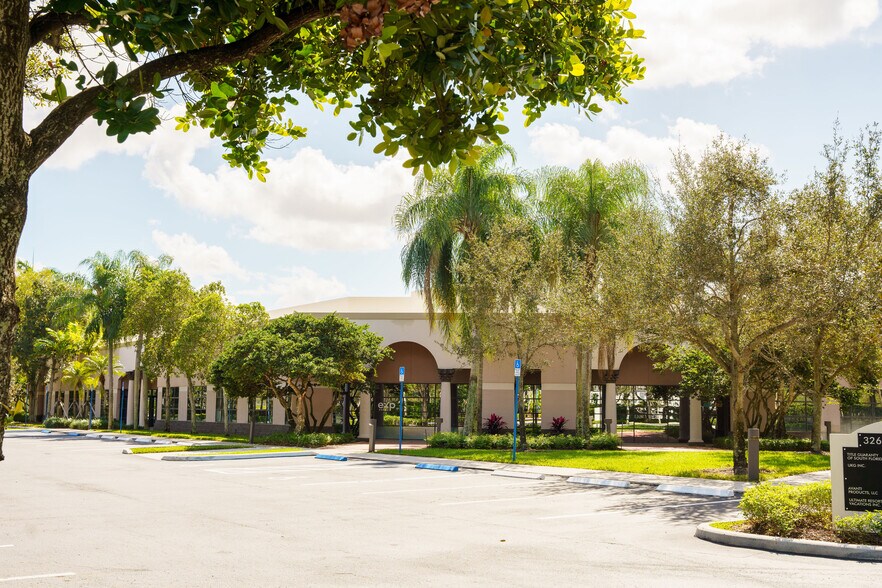 More Photos Of 3360 Enterprise Ave, Weston Unknown For Lease