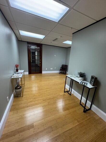 More Photos Of 233 E Bay St, Jacksonville Office For Sale