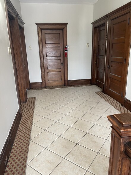 More Photos Of 5816 Callowhill St, Pittsburgh Apartments For Sale