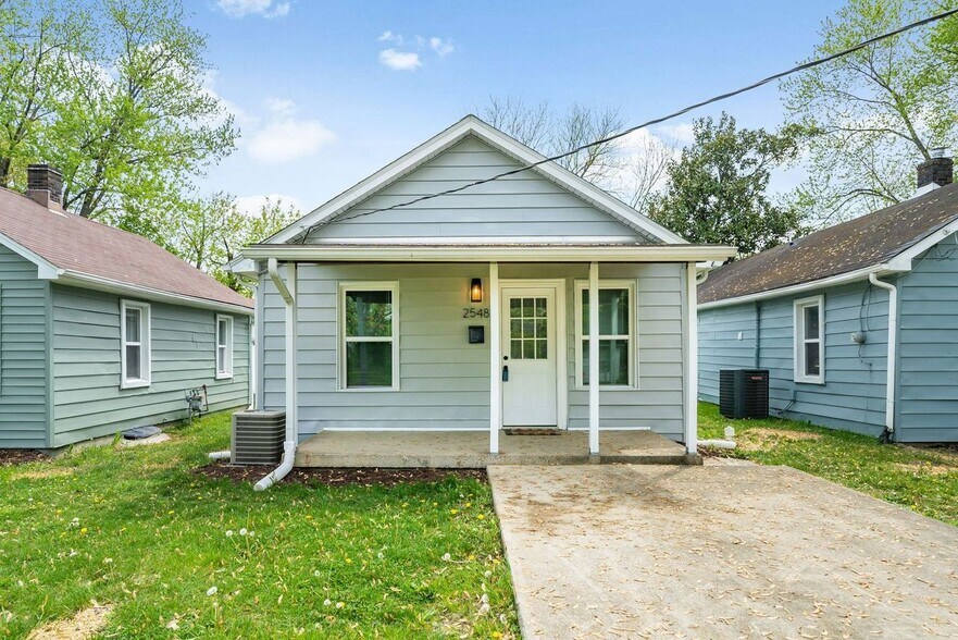 More Photos Of 2550 Broadway St, New Albany Apartments For Sale