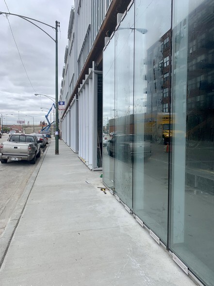 More Photos Of 2252 S Canal St, Chicago Storefront For Lease