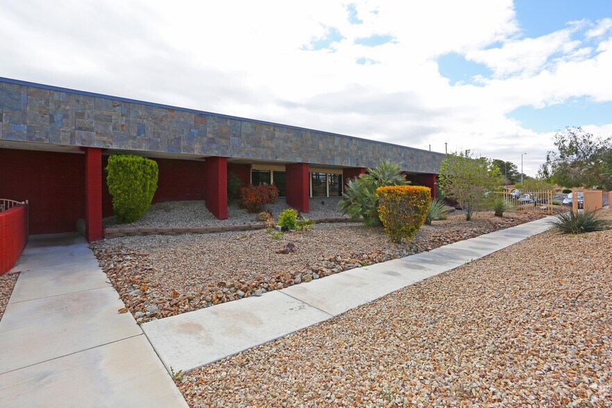 More Photos Of 2400-2402 N Tenaya Way, Las Vegas Office For Lease