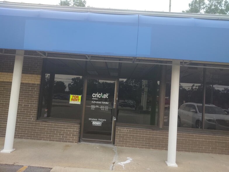 More Photos Of 810-814 Market St, Cheraw Freestanding For Sale