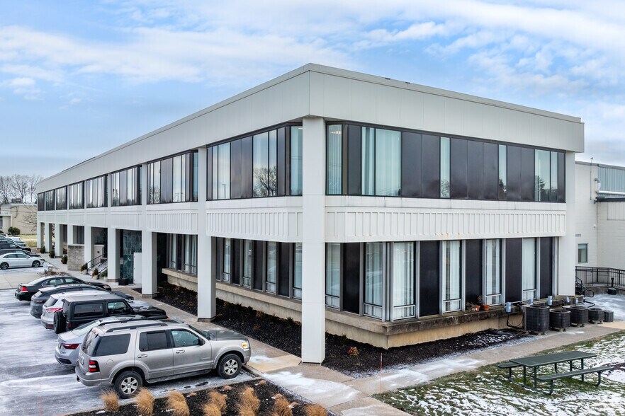 More Photos Of 431 Railroad Ave, Camp Hill Warehouse For Lease